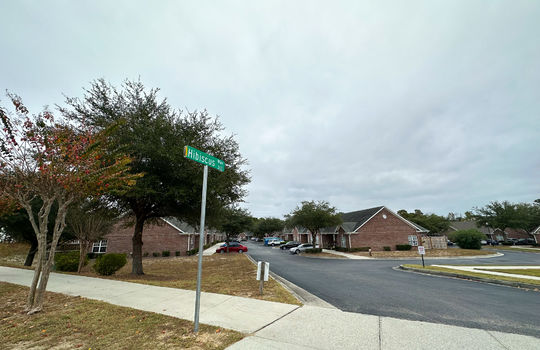 Independence South - Streetscape