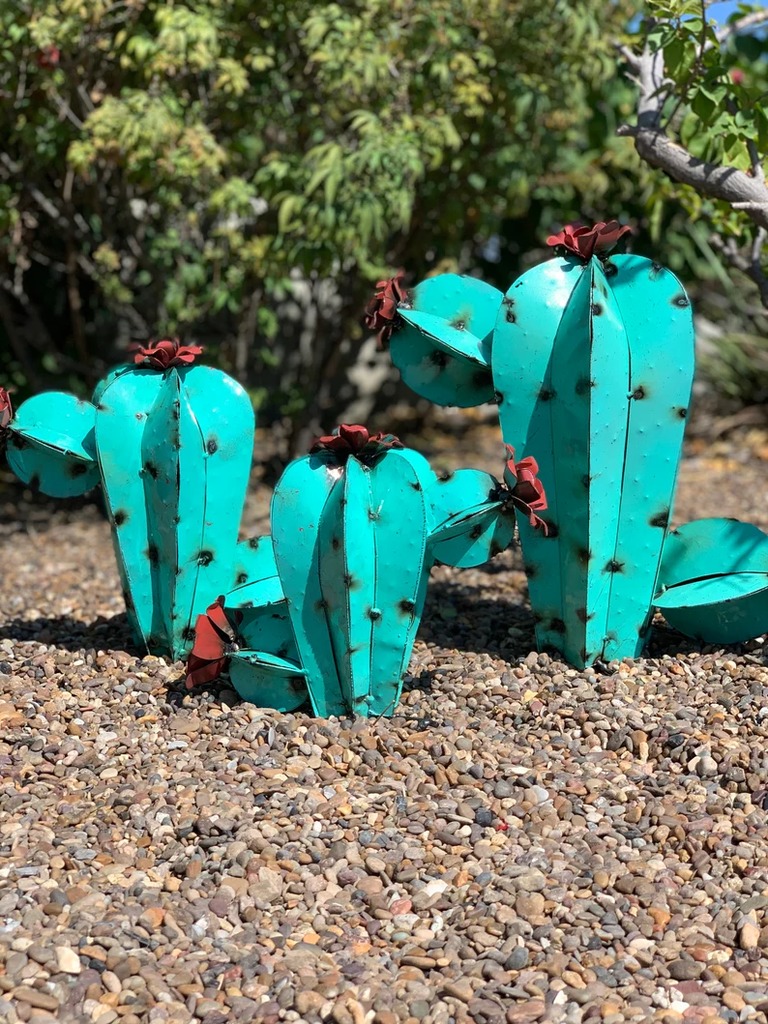 Mucho Bueno Imports - Set of 3 Handmade Metal Cactus