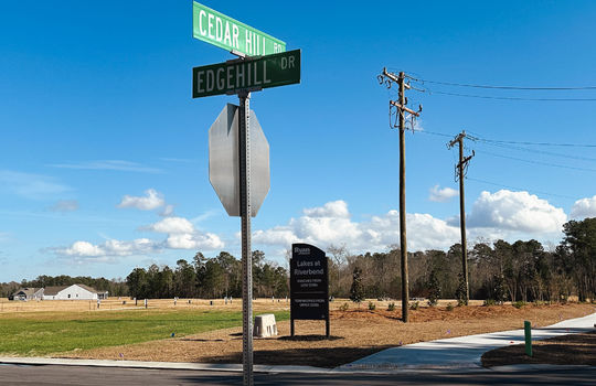 Lakes at Riverbend - Entrance