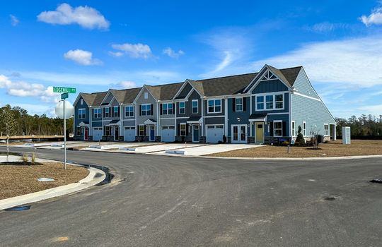 Lakes at Riverbend-070aLakes at Riverbend - Townhomes