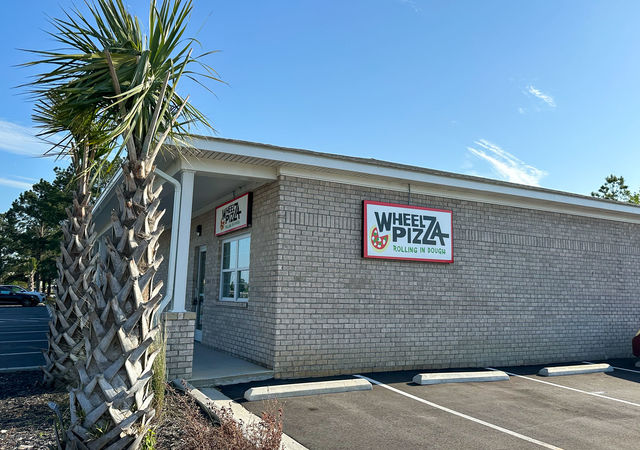 Wheelz Pizza in Belville, NC