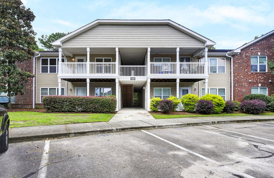 4420 Jay Bird Circle, Unit 201, Wilmington, NC 28401 | The Gardens