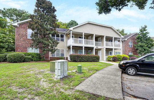 4420 Jay Bird Circle, Unit 201, Wilmington, NC 28401 | The Gardens