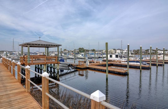 Harbour Point - Pier and Boat Slips