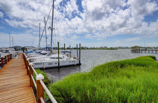 Harbour Point - Pier and Boat Slips