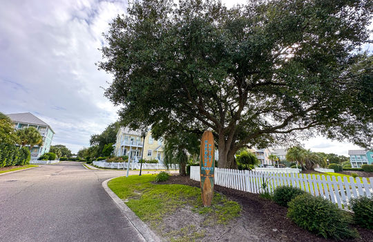Harbour Point - Streetscape