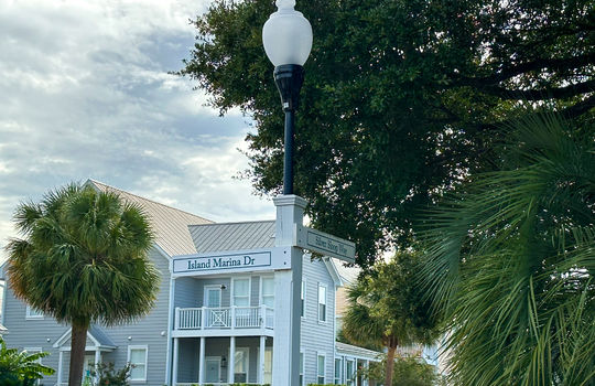 Harbour Point - Street Sign