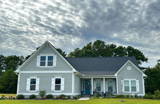 Summerhouse on Everett Bay - Example Home