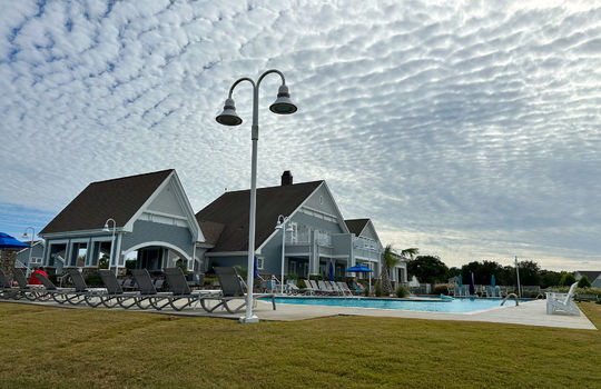 Summerhouse on Everett Bay - Clubhouse