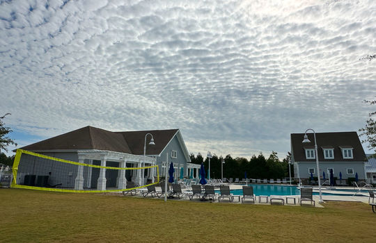 Summerhouse on Everett Bay - Swimming Pool