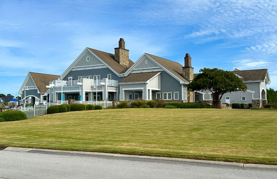 Summerhouse on Everett Bay - Clubhouse