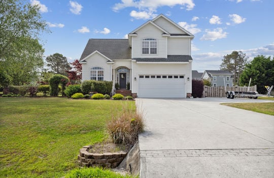 41 W. Brenda Lee Drive, Hampstead, NC 28443 | Windgate
