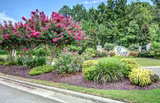 Village at Motts Landing - Amenities