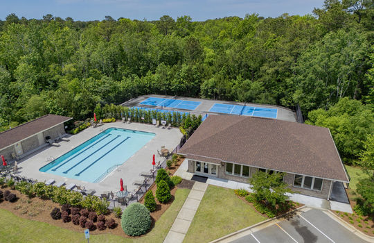 Village at Motts Landing - Amenities