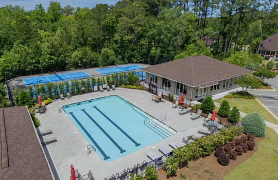 Village at Motts Landing - Amenities