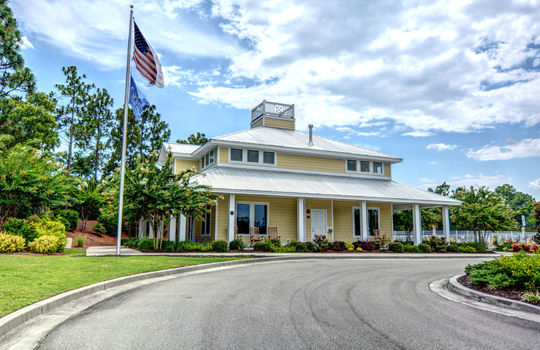 Village at Motts Landing - Amenities