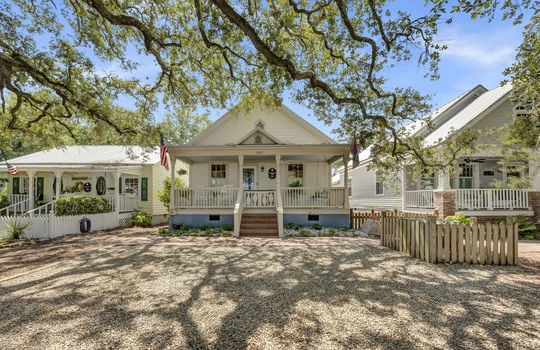 209 N. Lord Street, Southport, NC 28461