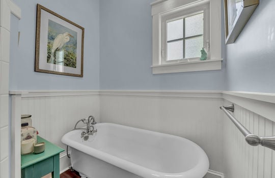 209 N. Lord Street, Southport, NC 28461