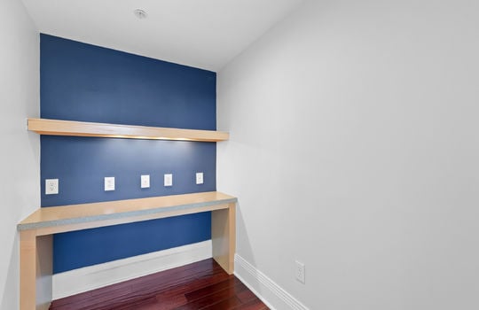 619 N 4th St, Unit 102, Wilmington, NC 28401 | Weldon