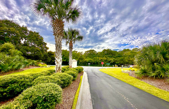 Inlet Point Harbor - Entrance