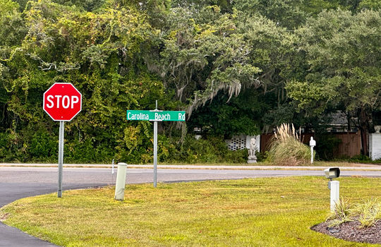 Inlet Point Harbor - Streetscape