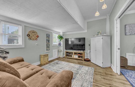 261 Loder Ave, Wilmington, NC 28409