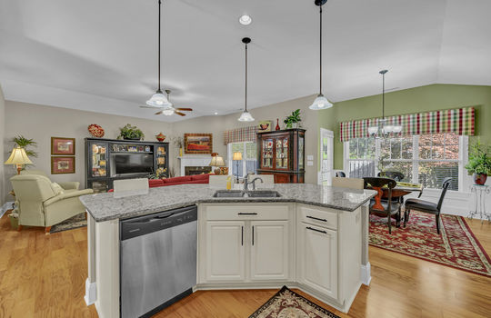 733 Liberty Landing Way, Wilmington, NC 28409 | Covington