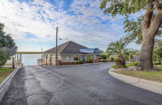 707 N. Green Tee Rd, Hampstead, NC 28443 | Olde Point