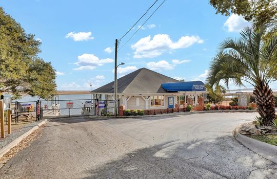 707 N. Green Tee Rd, Hampstead, NC 28443 | Olde Point