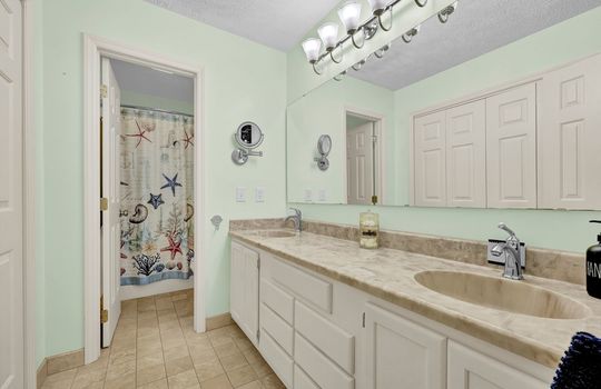813 Autumn Leaves Ct, Wilmington, NC 28411 | Gordon Woods