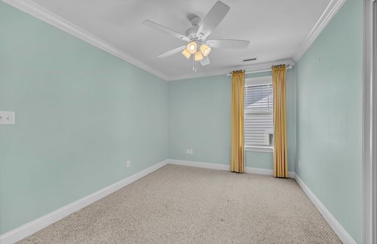 104 NE 8th St, Oak Island, NC 28465