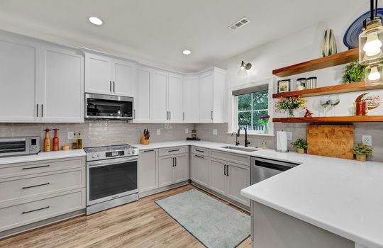 8132 Saltcedar Dr., Wilmington, NC 28411 | Edgewater Trace