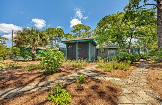 521 Baytree Rd, Wilmington, NC 28409 | Piney Woods