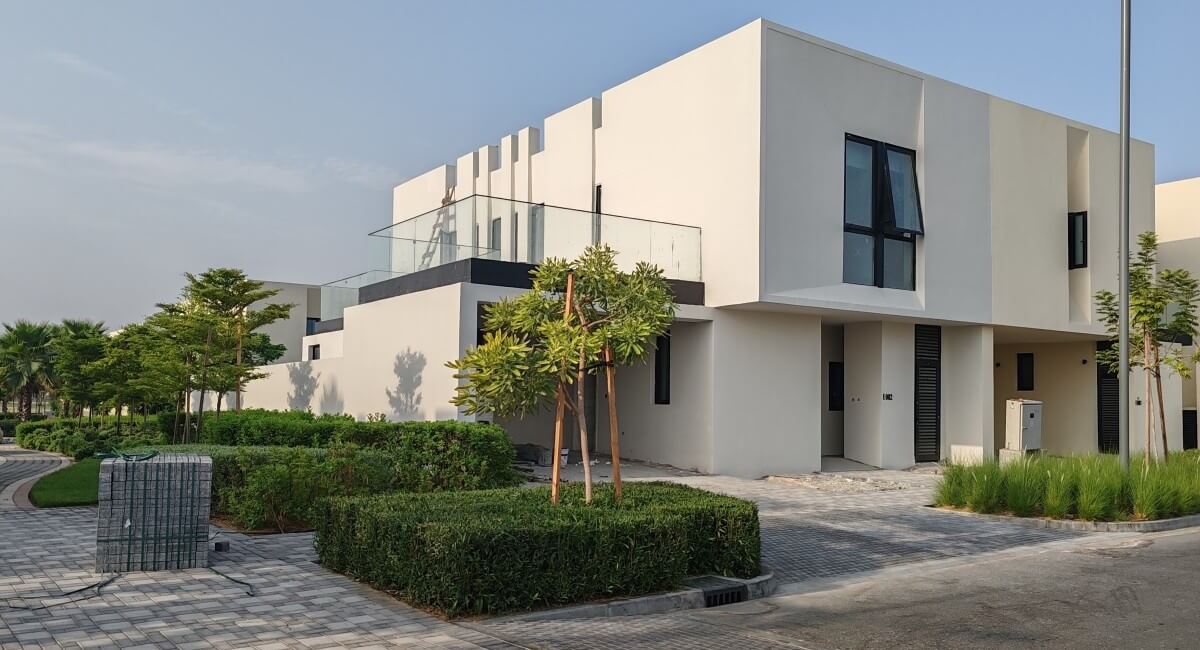 Price Differences Between New Builds and Existing Homes
