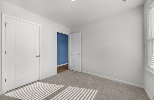 29_bedroom