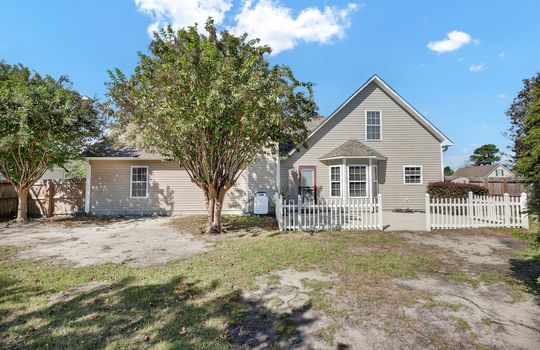 1206 Maple Ridge Rd, Wilmington, NC 28411 | Courtney Pines