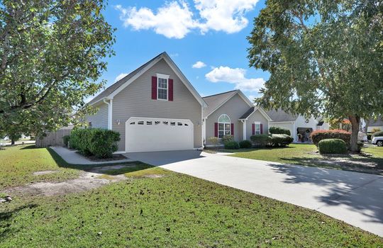 1206 Maple Ridge Rd, Wilmington, NC 28411 | Courtney Pines