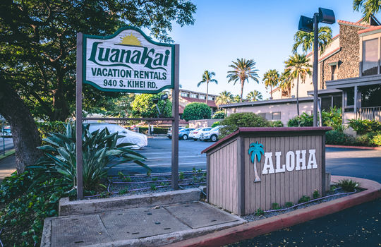 Luana Kai Sign