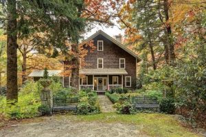 Highlands-home-for-sale