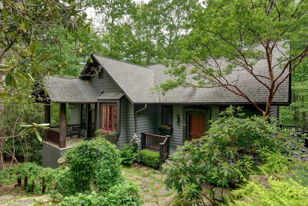 Highlands NC Home For Sale, Mossy Rocks