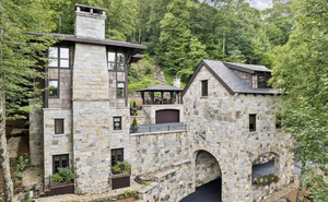 Highlands NC Home For Sale, 339 Moorewood