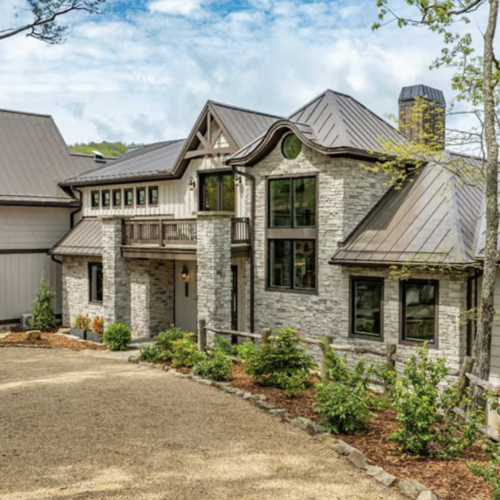 Luxury Mountain Home For Sale in Cashiers NC