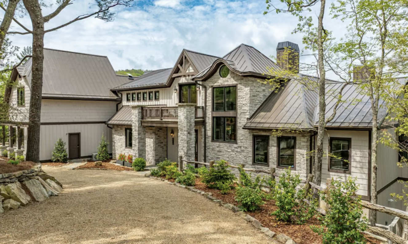 luxury mountain home for sale in Cashiers NC