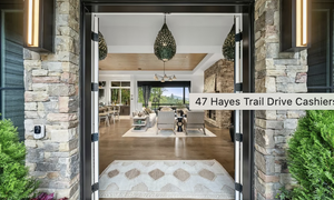 Cashiers NC Hayes Trail Entrance