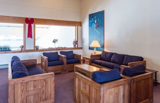 Cascades Condo common room
