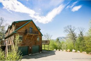 House in the Peaks neighborhood with views of Sunday River