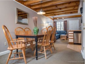 Dining area in Riverbend Condo