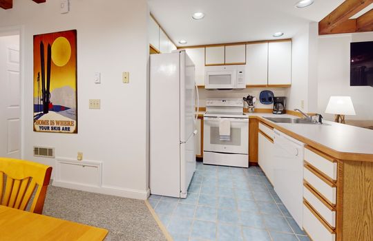 1-web-or-mls-24-Cherry-Ln-Kitchen 1