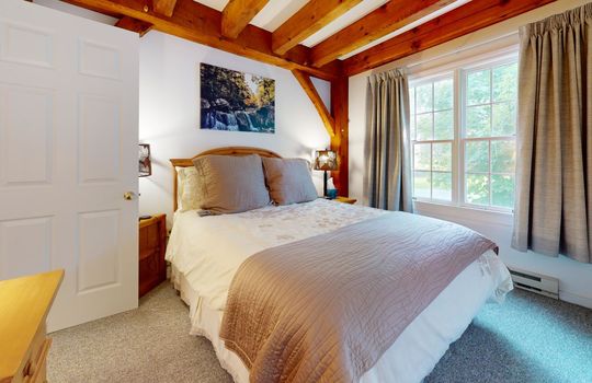 25-web-or-mls-24-Cherry-Ln-Bedroom