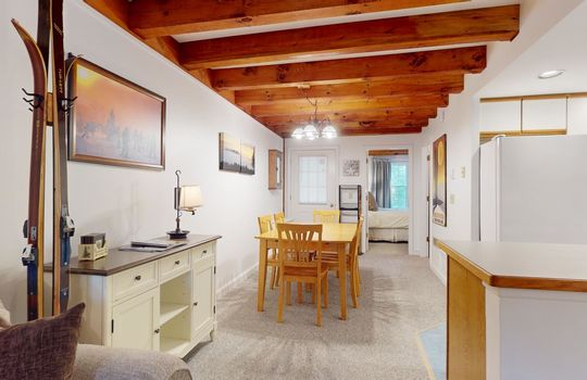28-web-or-mls-24-Cherry-Ln-08152024_211211